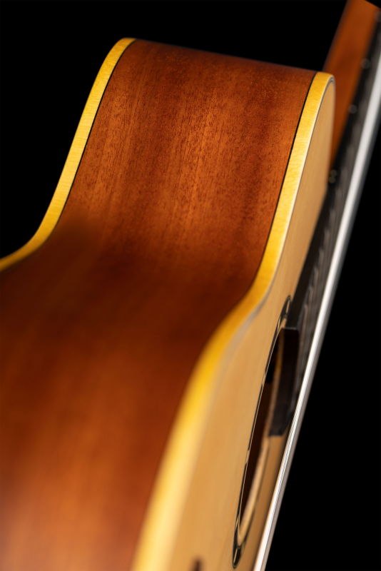 Ortega R121-1/2, Fichte / Mahagoni